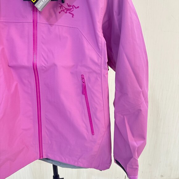 Arcteryx Beta Series Beta LT Jacket Hooded Hardshell Jacket, Size M - Picture 4 of 7